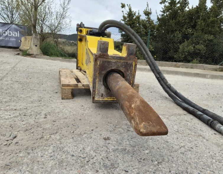 EPIROC  MB1200 ***LIKE NEW***